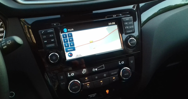 Nissan Qashqai cena 51990 przebieg: 120000, rok produkcji 2015 z Błaszki małe 254